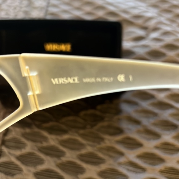 Versace Limited Edition Clear Sunglasses - Picture 3 of 5